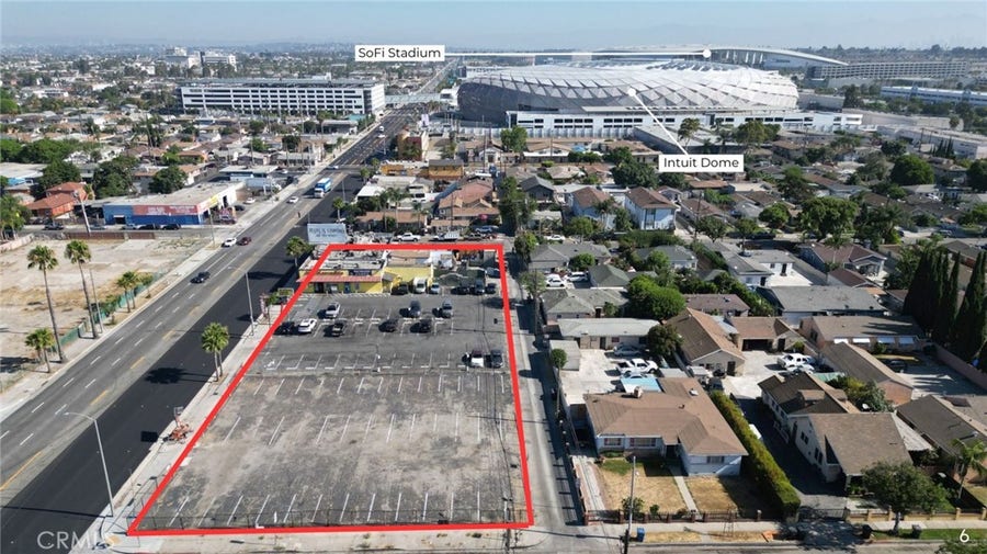 Property photo for 10500 S Prairie Avenue, Inglewood, CA