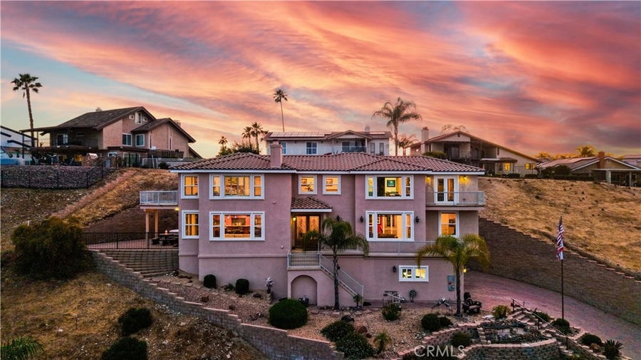 Property photo for 22175 Crusader, Canyon Lake, CA