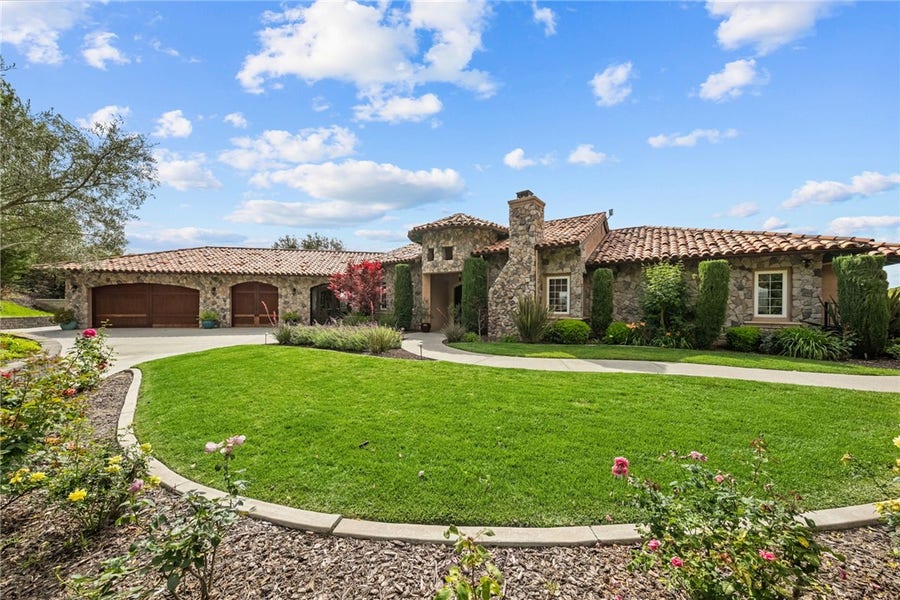 Property photo for 46480 Via Vaquero, Temecula, CA