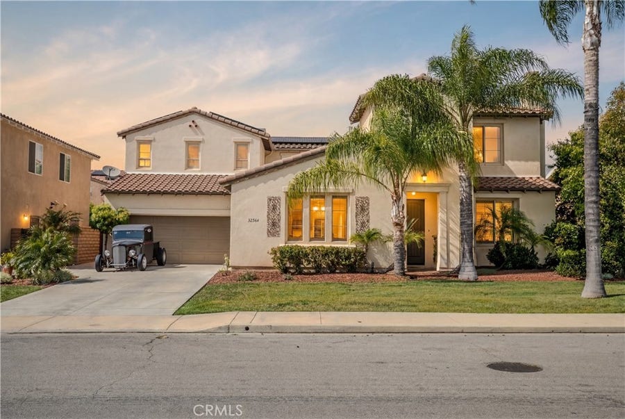 Property photo for 32564 Quiet Trail, Winchester, CA