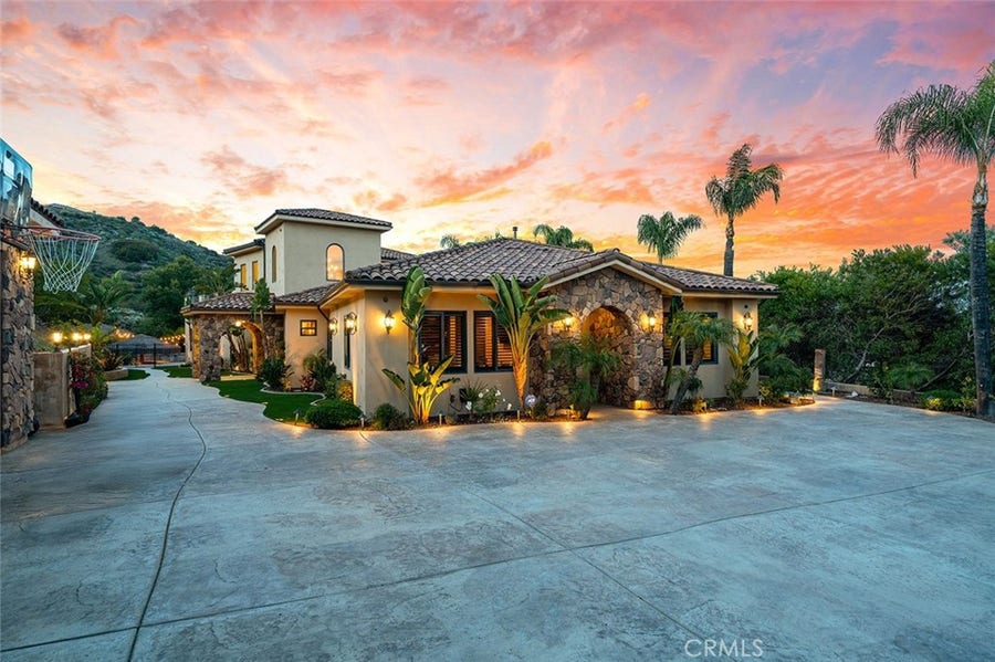 Property photo for 21128 Via Los Laureles, Murrieta, CA