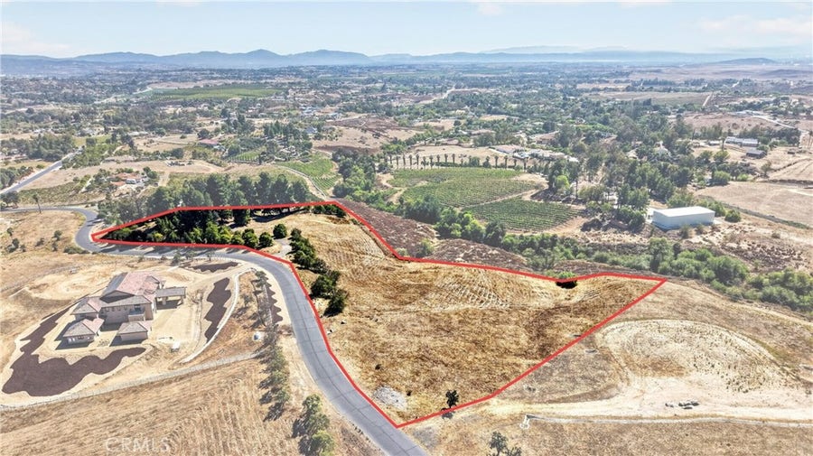 Property photo for 38623 Martin Ranch Road, Temecula, CA