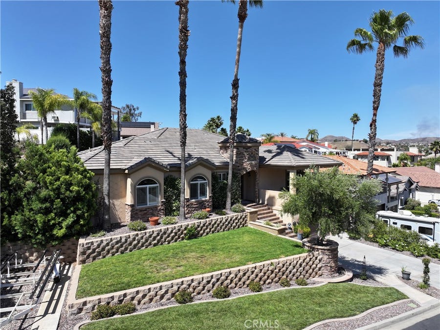 Property photo for 22142 Hoofbeat, Canyon Lake, CA