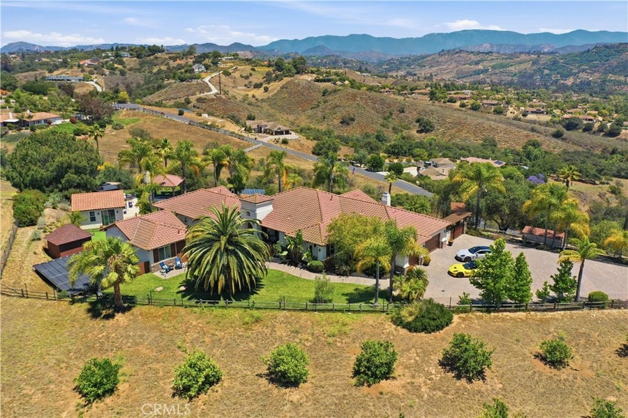 Property photo for 3508 Vista Corona, Fallbrook, CA