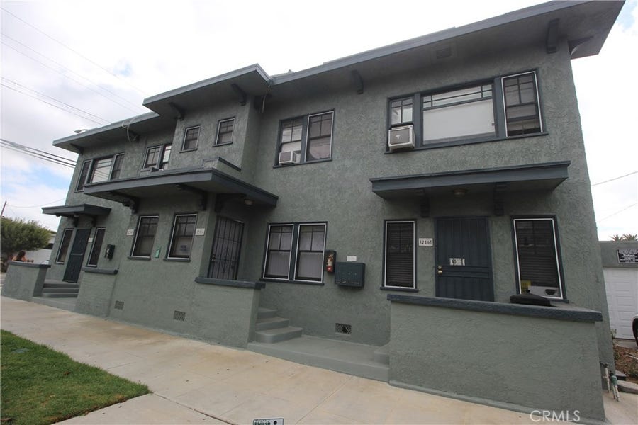 Property photo for 216 Esperanza, Long Beach, CA