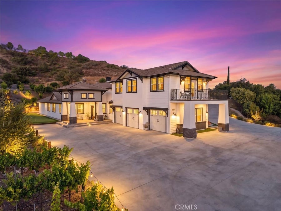 Property photo for 44880 Via Vaquero, Temecula, CA