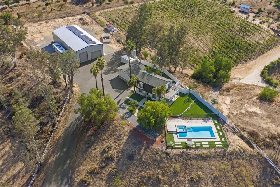Property photo for 35825 Meadow Ridge, Temecula, CA
