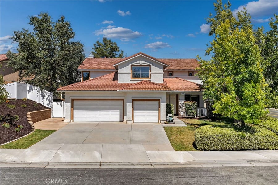 Property photo for 39977 Chalon Court, Temecula, CA