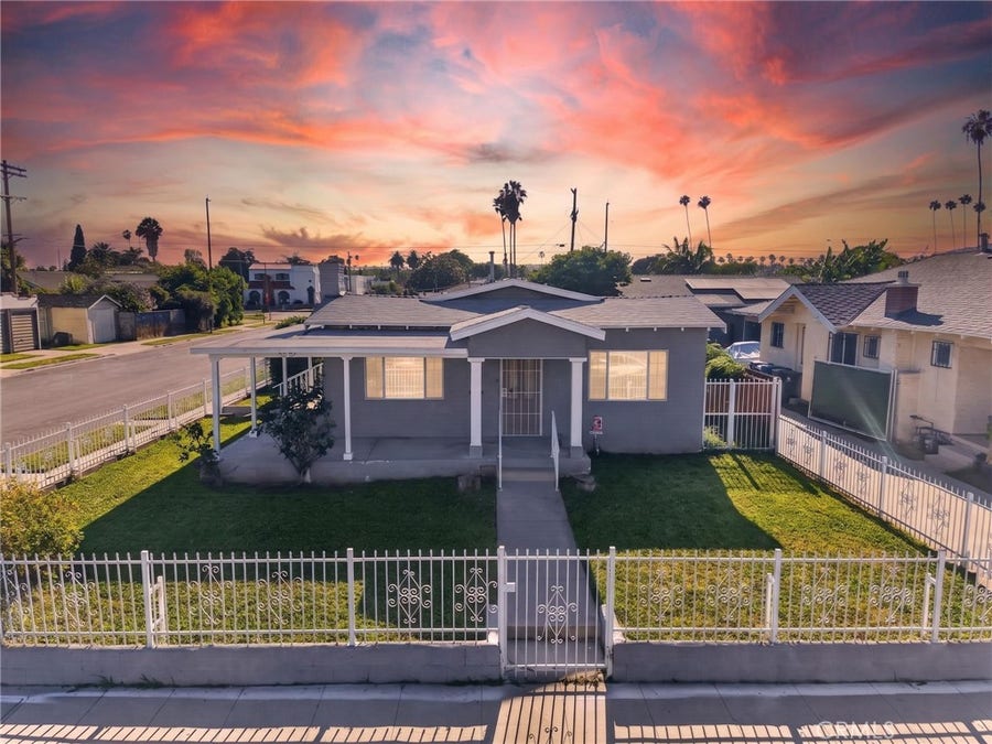 Property photo for 5157 Arlington Avenue, Los Angeles, CA