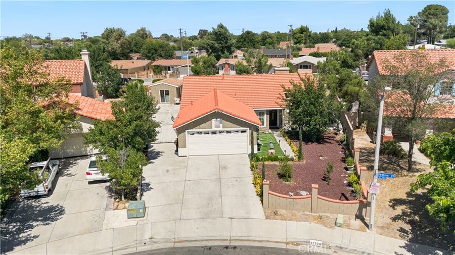 Property photo for 37328 Festival Court, Palmdale, CA