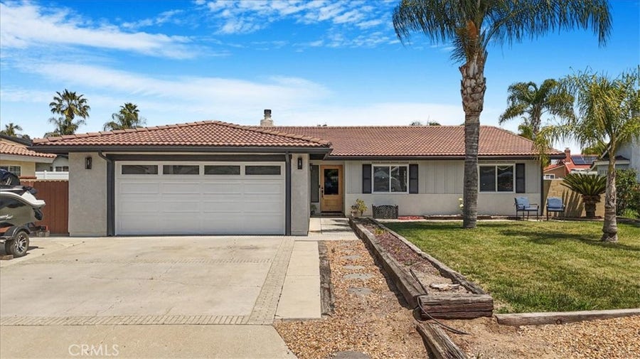Property photo for 23662 Fair Weather, Canyon Lake, CA