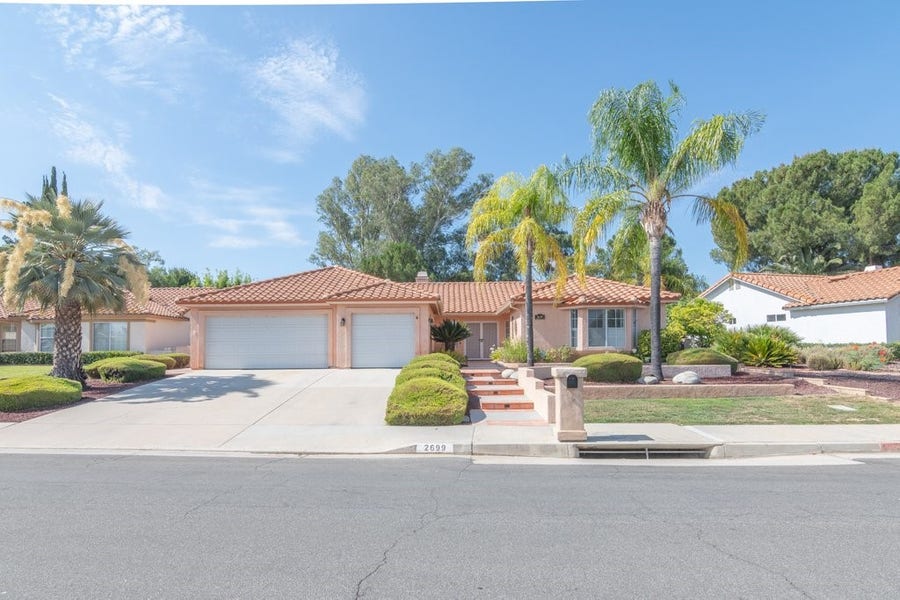 Property photo for 2699 Peach Tree St, Hemet, CA