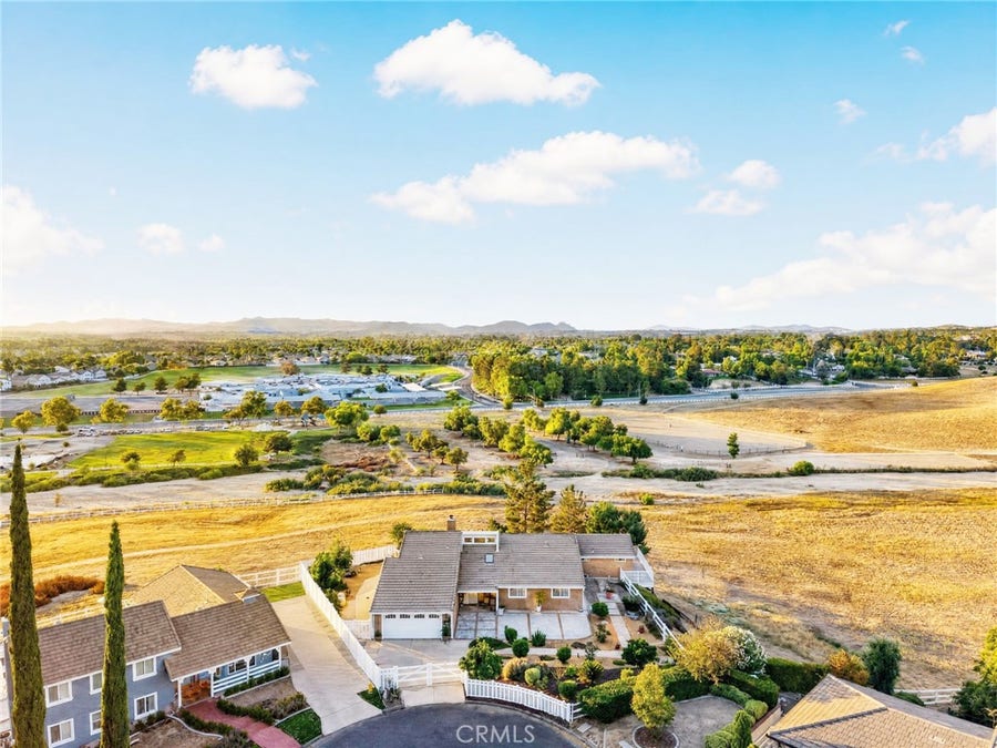 Property photo for 29510 Avenida Del Sol, Temecula, CA