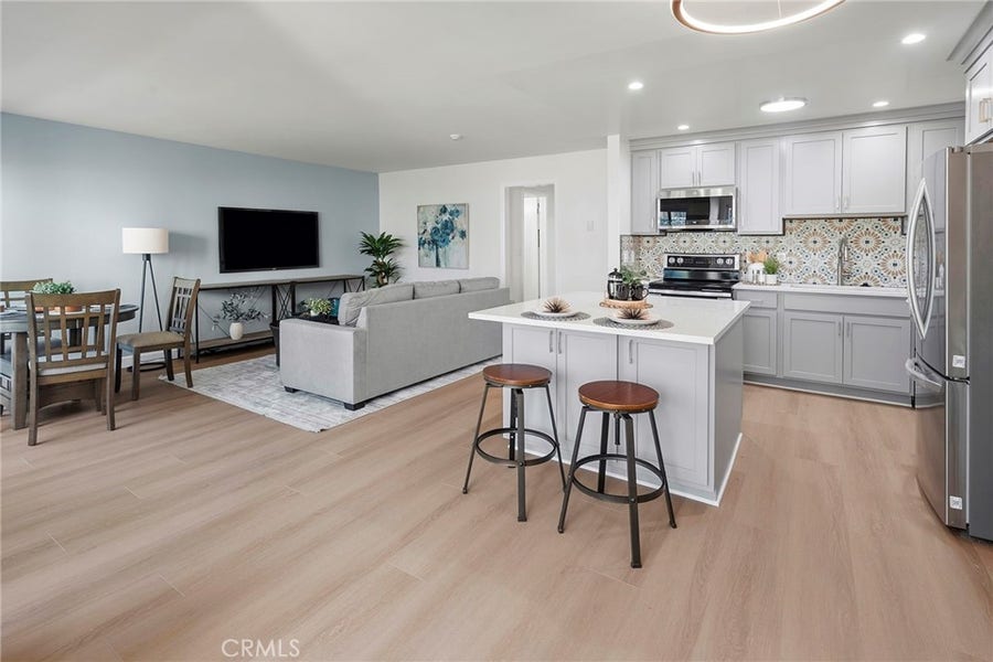 Property photo for 611 S Prospect Avenue, #103, Redondo Beach, CA