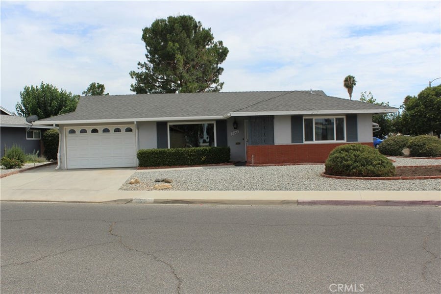 Property photo for 1661 W Wesley Place, Hemet, CA