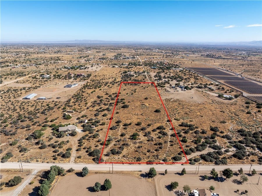 Property photo for 0 Muscatel Rd, Phelan, CA