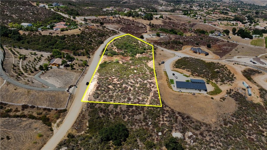 Property photo for 1 Calle Fresca Way, Temecula, CA