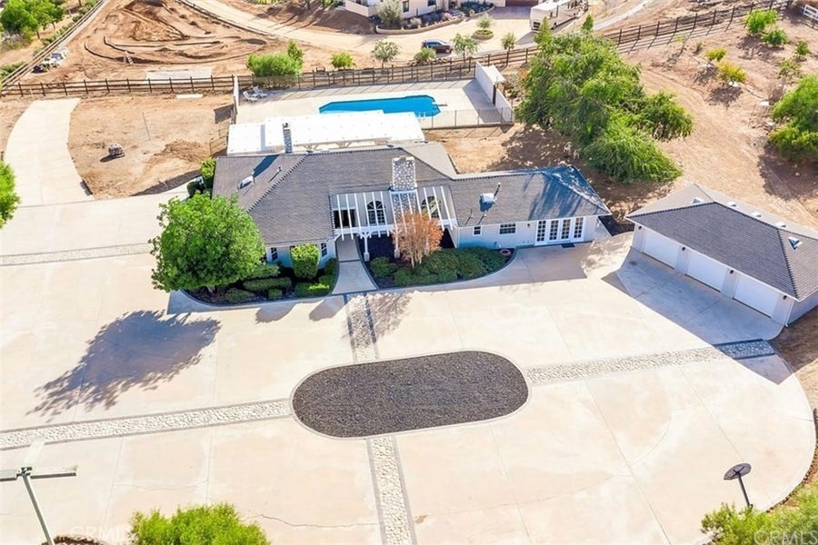 Property photo for 36493 Summitville, Temecula, CA