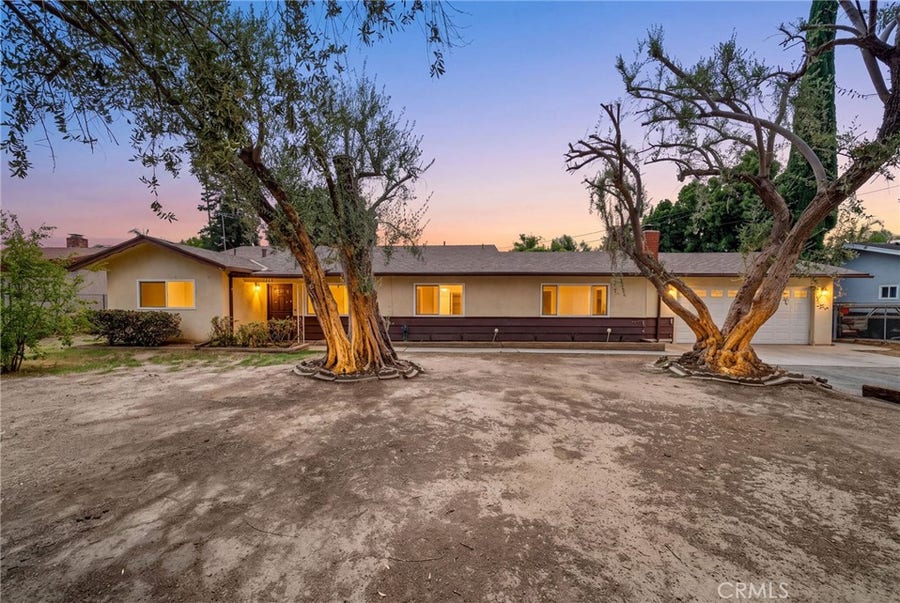 Property photo for 26985 Meridian Street, Hemet, CA