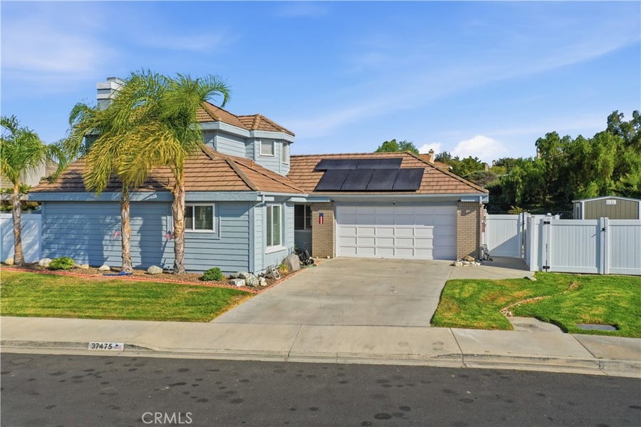 Property photo for 37475 Cole Creek Court, Murrieta, CA