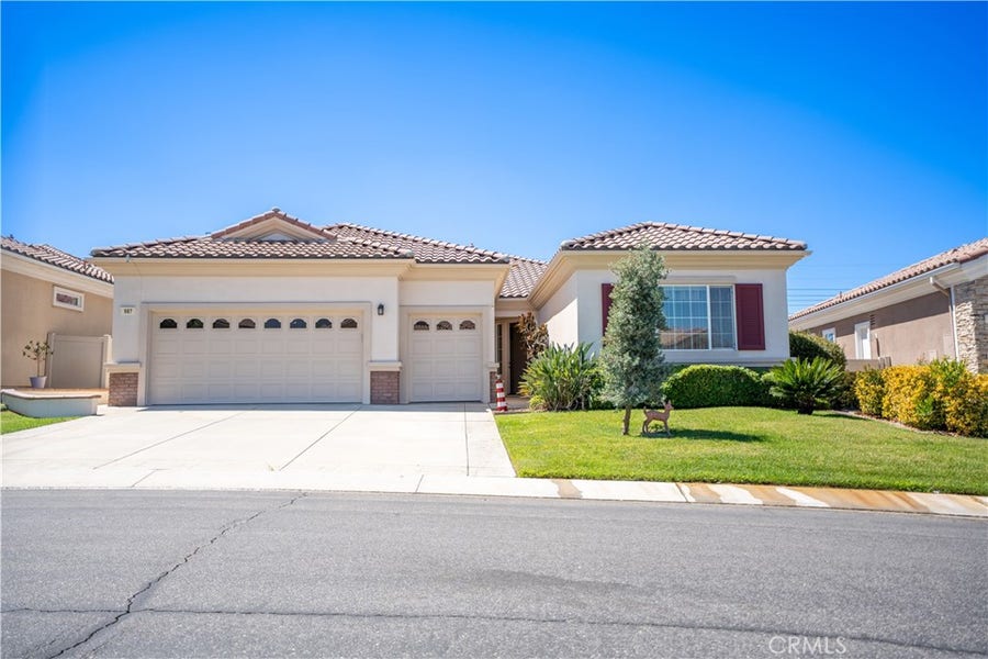 Property photo for 987 Avenal, Beaumont, CA