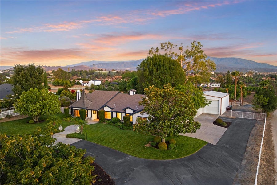 Property photo for 33747 Madera De Playa, Temecula, CA