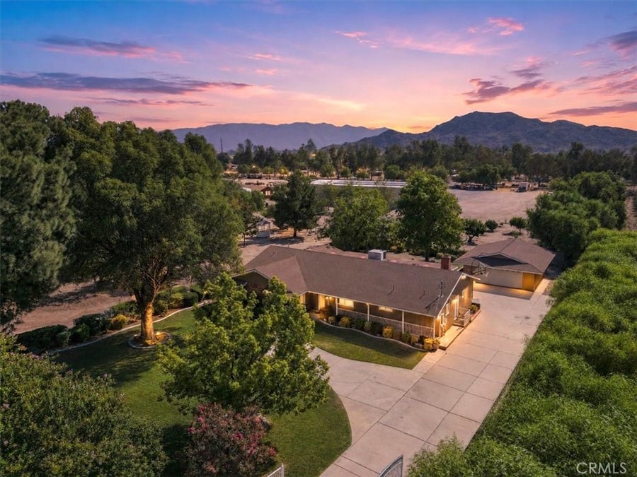 Property photo for 25210 California, Hemet, CA