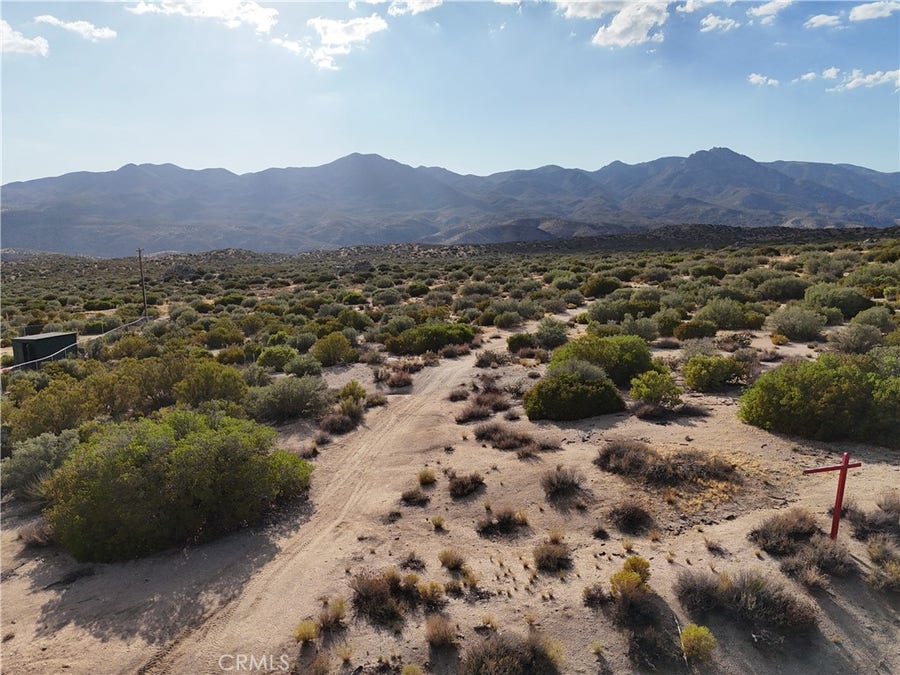 Property photo for 77 Chalet Drive, Pinyon Pines, CA