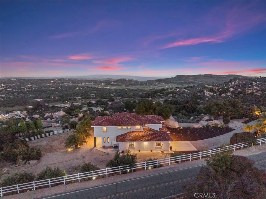 Property photo for 41950 Hacienda Dr, Murrieta, CA