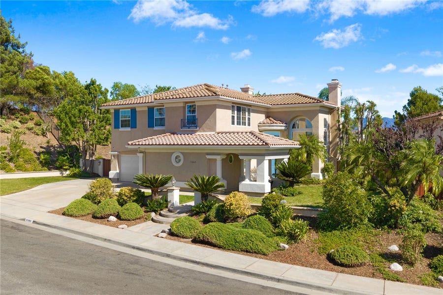 Property photo for 31465 Inverness Court, Temecula, CA
