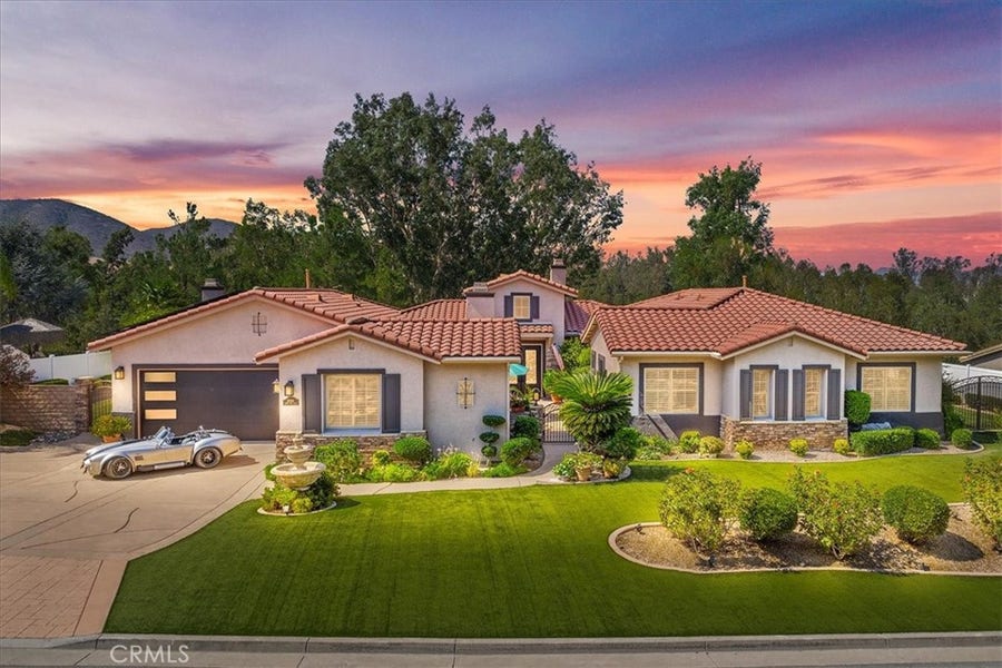 Property photo for 42926 Joshua Tree Court, Murrieta, CA
