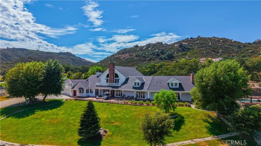 Property photo for 42580 Avenida Escala, Murrieta, CA