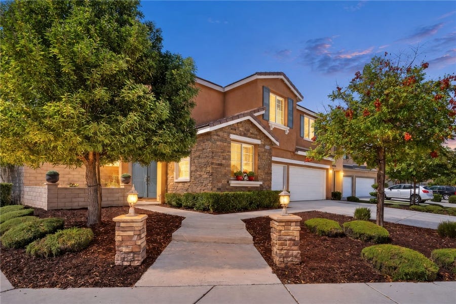 Property photo for 30249 Goldenrain Drive, Menifee, CA