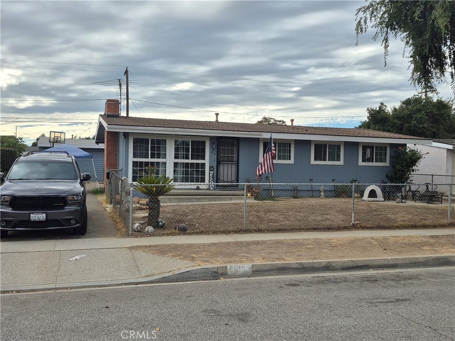 Property photo for 419 E Lee, Azusa, CA