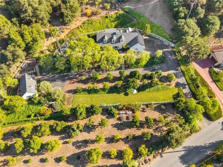 Property photo for 3945 Pala Mesa, Fallbrook, CA