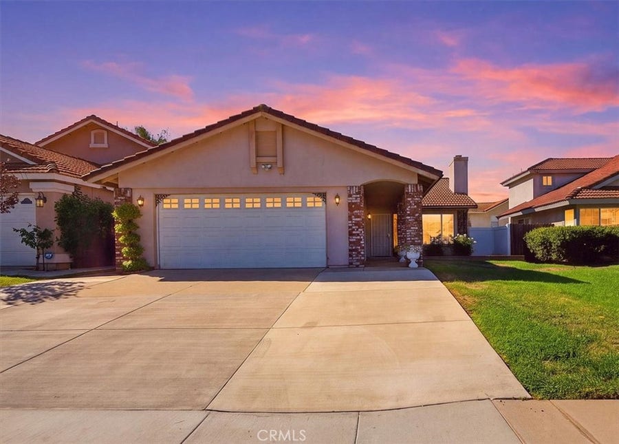 Property photo for 19981 Silvercrest Lane, Riverside, CA