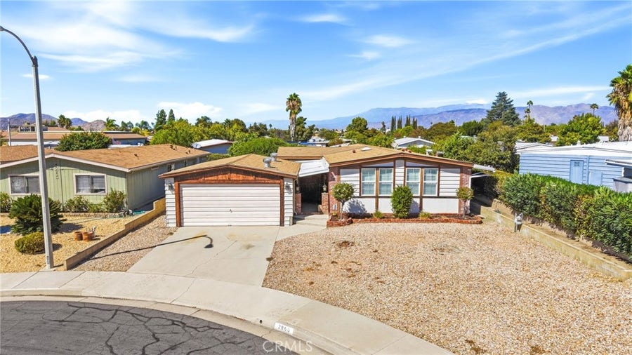Property photo for 2860 Basswood Court, Hemet, CA