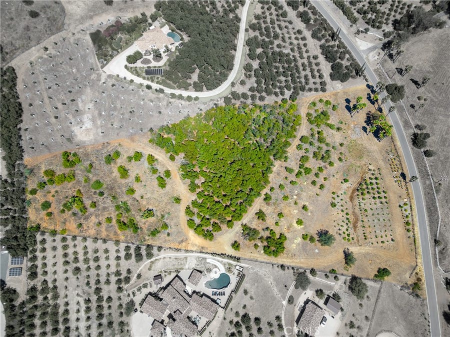 Property photo for 0 Via Vaquero, Temecula, CA