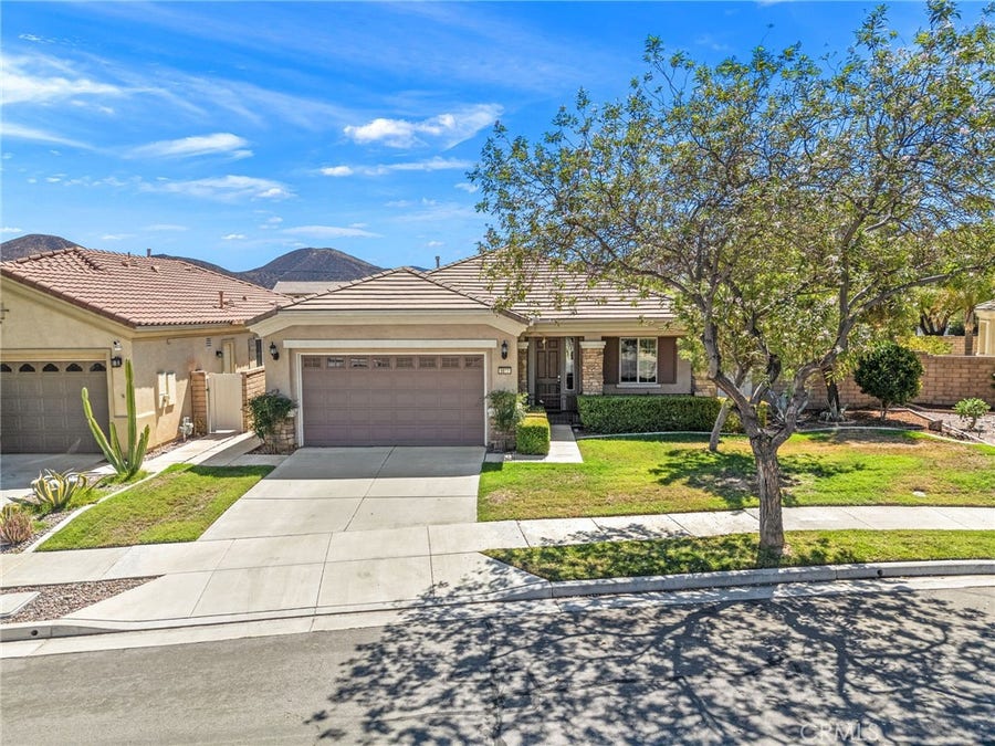 Property photo for 5687 Corte Benisa, Hemet, CA