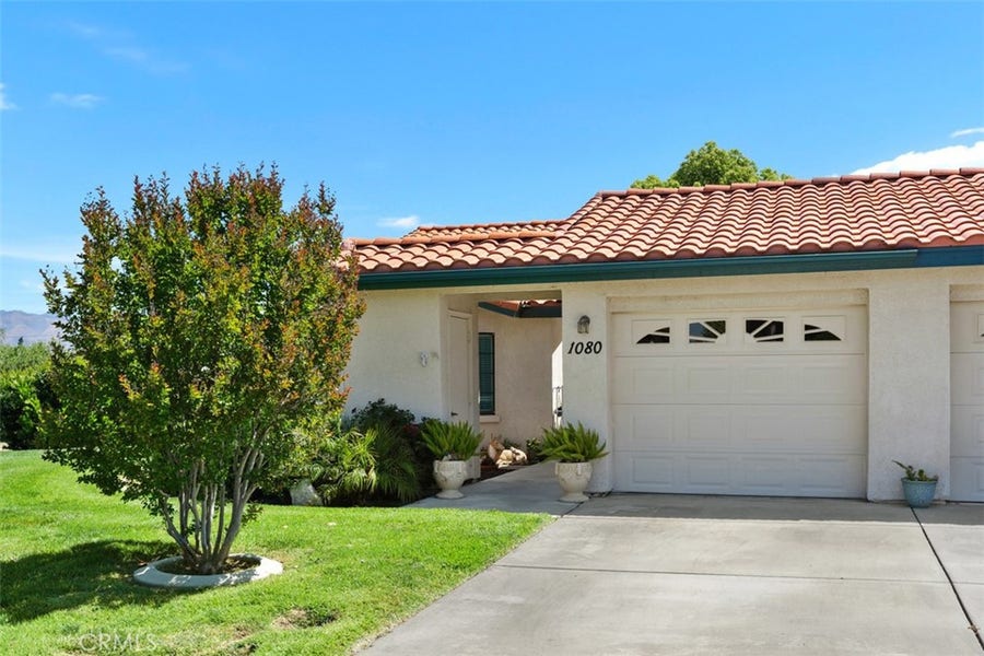 Property photo for 1080 Moon Shadow Court, Hemet, CA