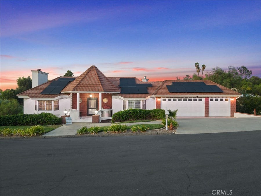 Property photo for 40910 Via Media, Temecula, CA