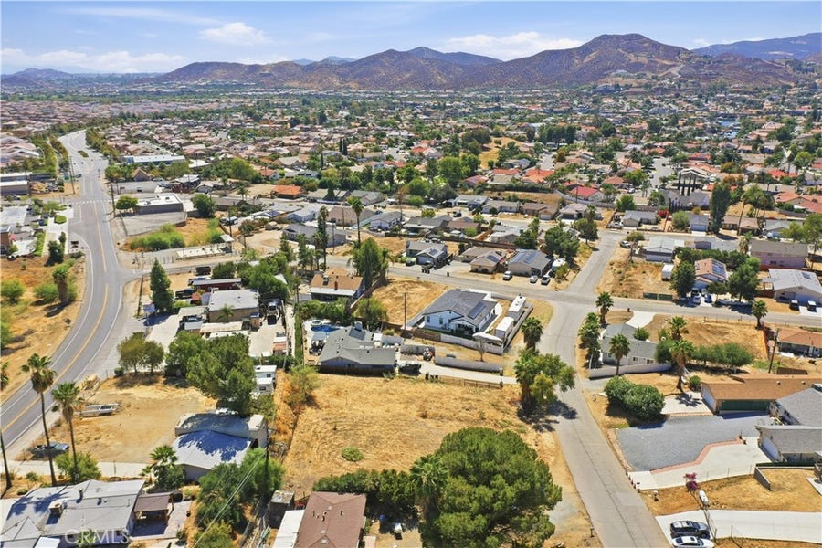 Property photo for 175 Platino Dr, Menifee, CA
