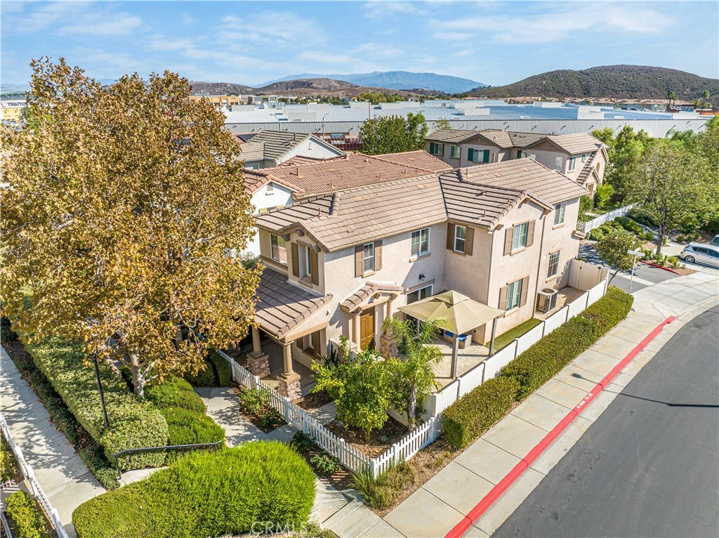 27696 Passion Flower Court, Murrieta, CA 92562