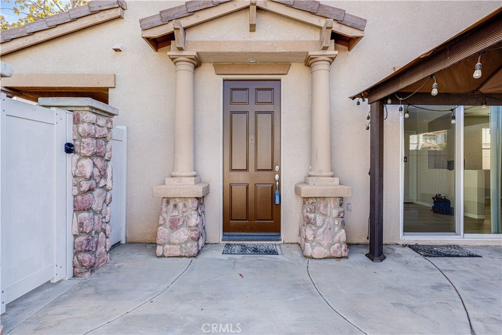 27696 Passion Flower Court, Murrieta, CA 92562