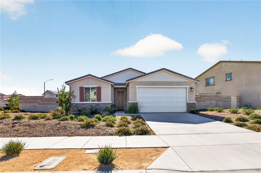Property photo for 4877 Goldfinch Street, Hemet, CA