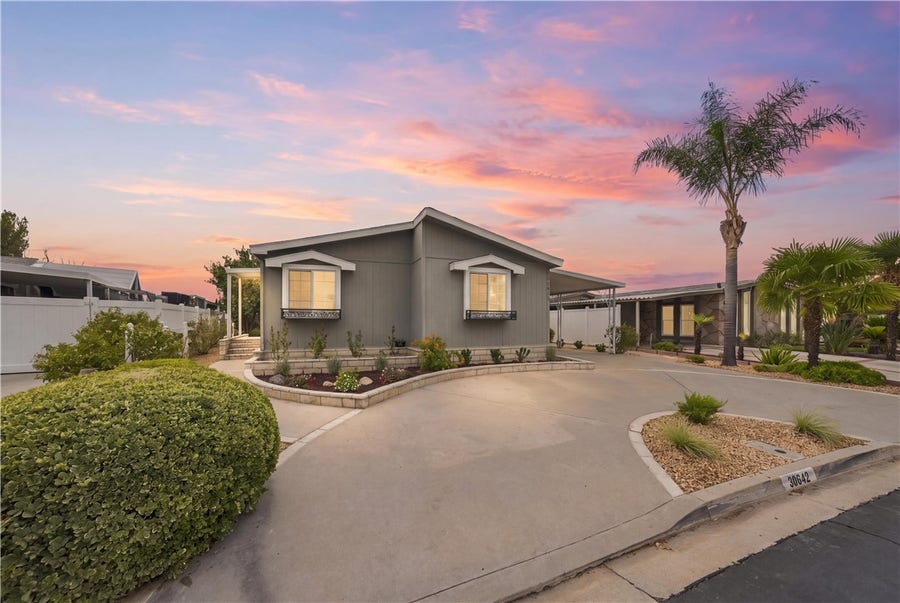Property photo for 38642 Via Amarilla, Murrieta, CA