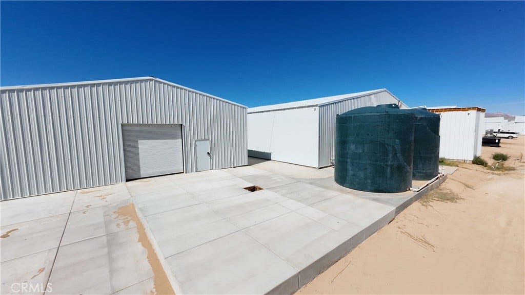 21001 Maverick Street, Mojave, CA 93501 21001 Maverick Street, Mojave, CA 93501