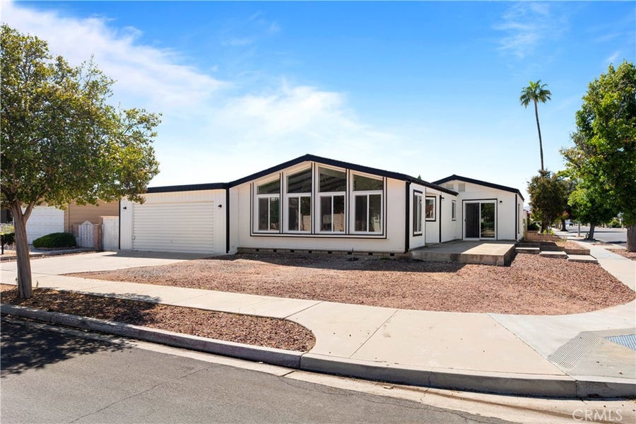 Property photo for 1207 Brentwood, Hemet, CA