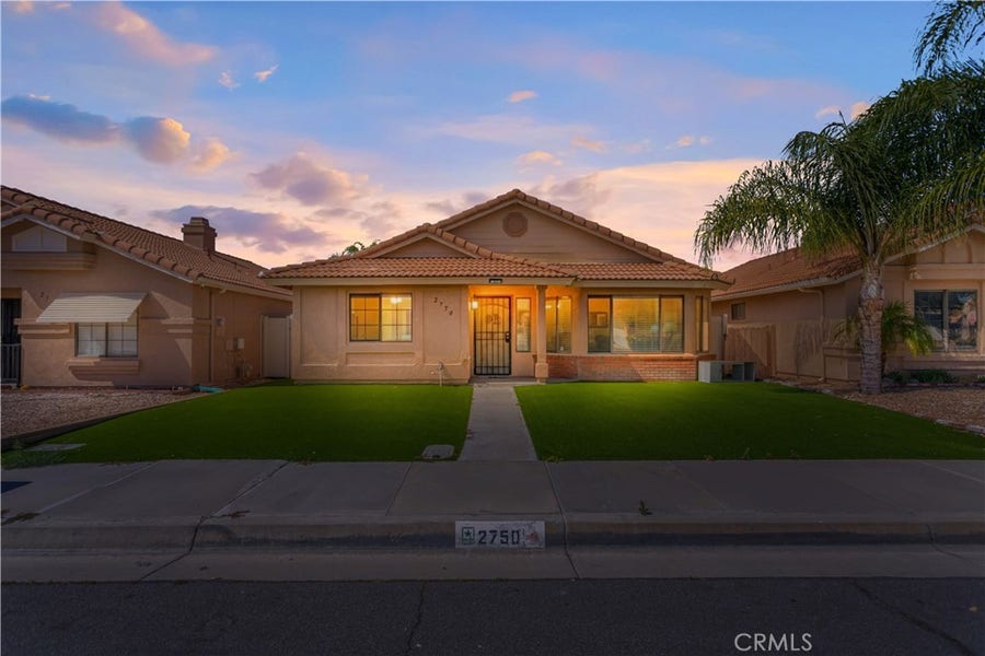 Property photo for 2750 La Paz, Hemet, CA