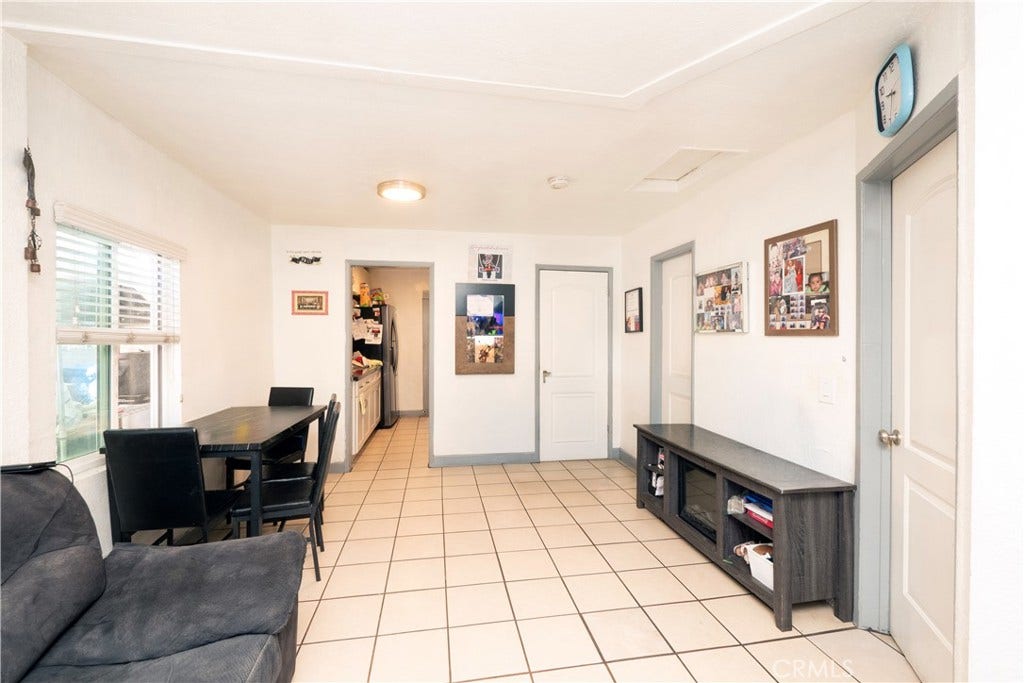 541 S Indiana, Los Angeles, CA 90063 541 S Indiana, Los Angeles, CA 90063